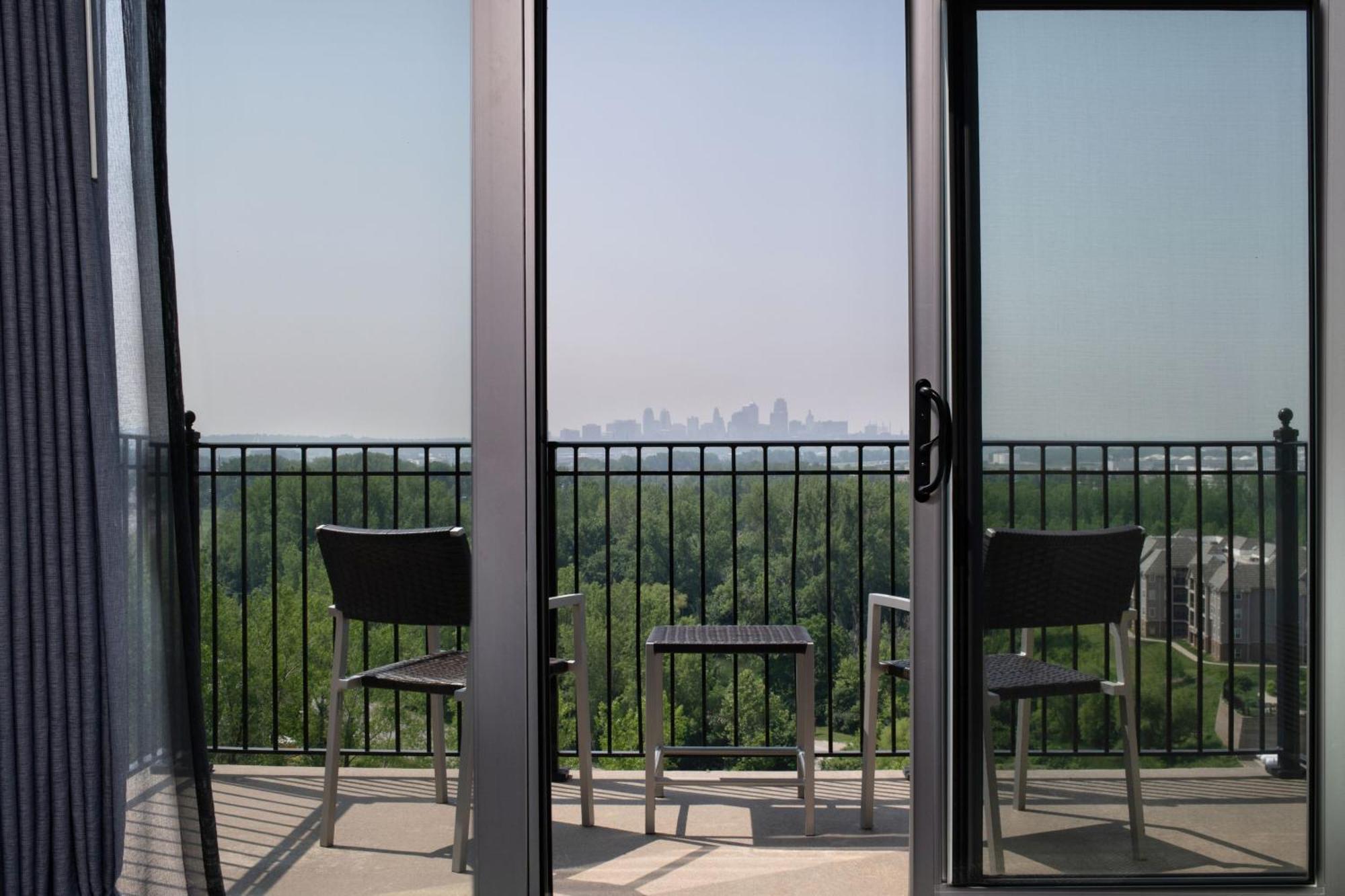 Courtyard Kansas City At Briarcliff Exterior foto